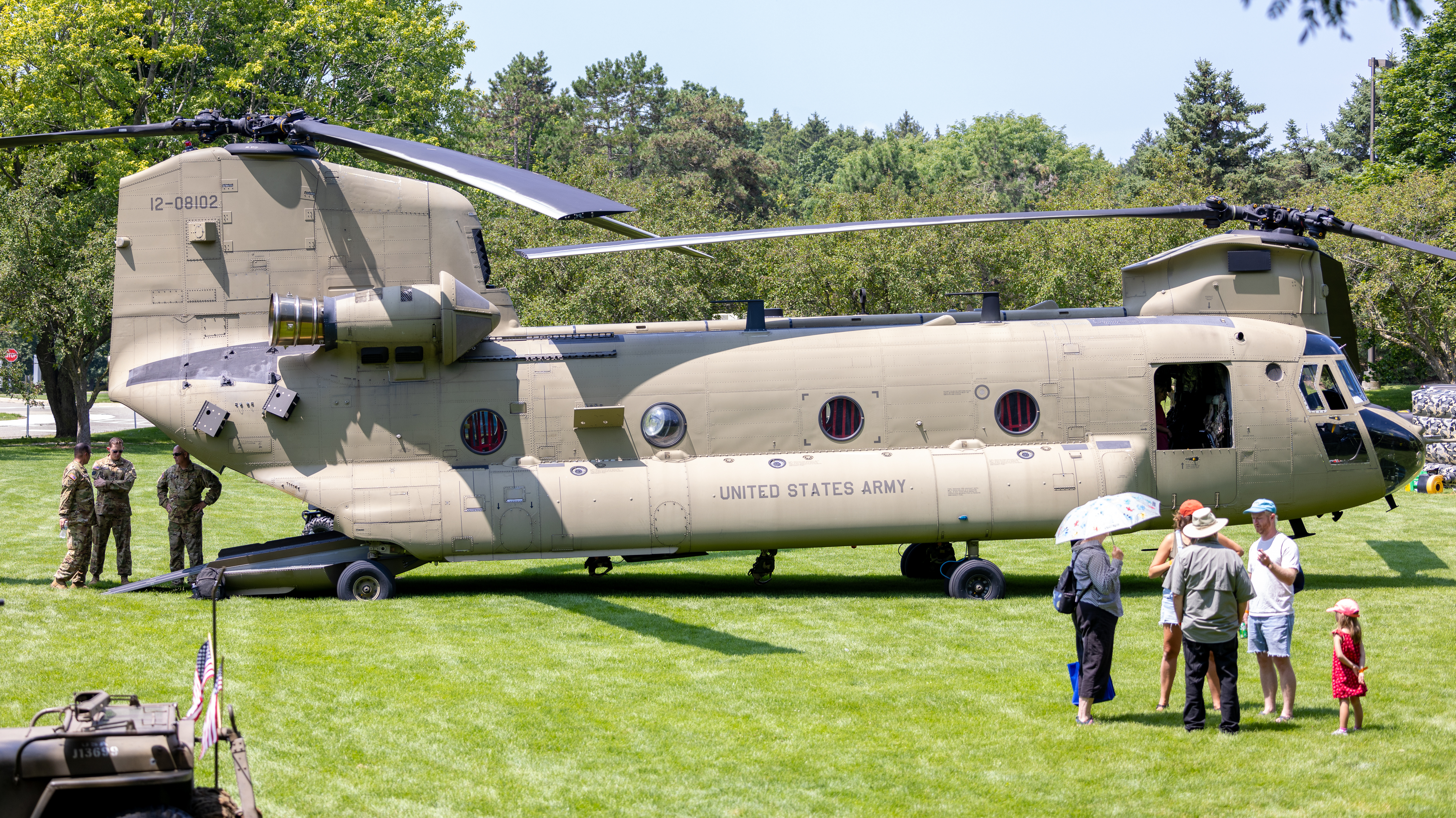 Chinook helicopter